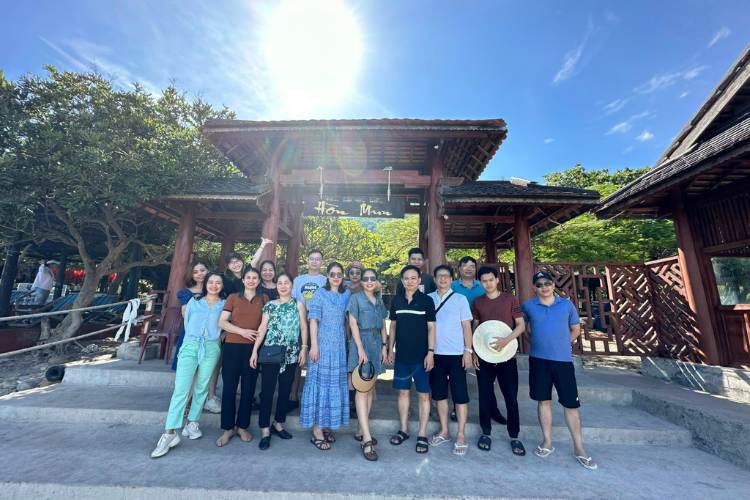 tour đảo hòn tằm lặn biển