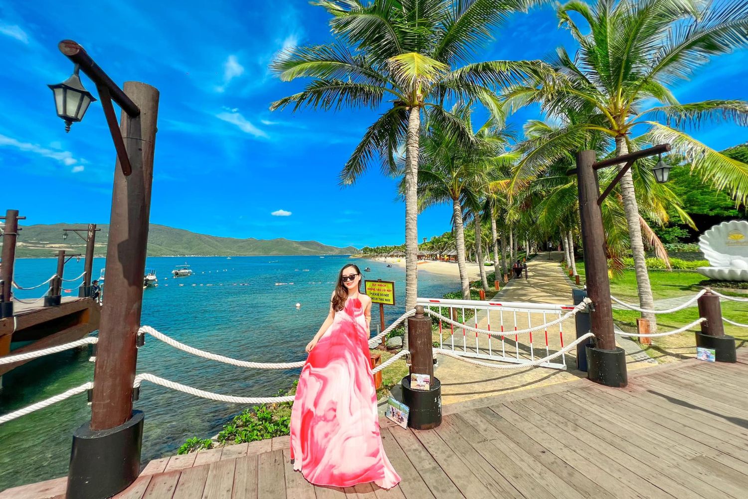 bảng giá thuê cano nha trang