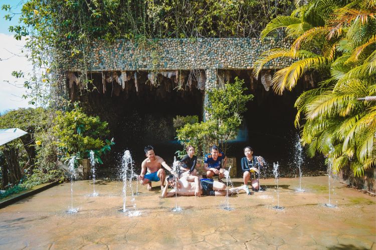 Tắm bùn Hòn Tằm Nha Trang 9 tắm bùn hòn tằm nha trang