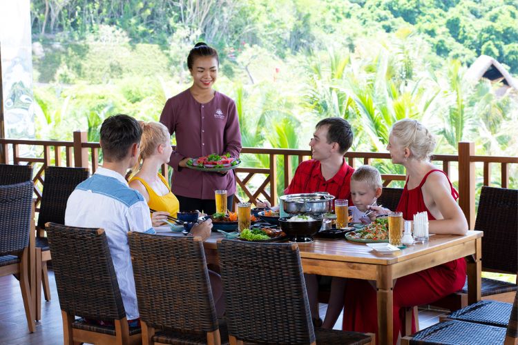 Thư viện ảnh Hòn Tằm 47 Nhà Hàng Hồn Việt