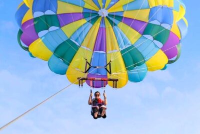 Cano kéo dù bay Nha Trang - Parasailing
